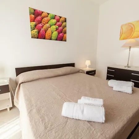 Casa Vacanze Tridente Holiday home Trapani